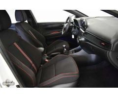 Hyundai i20 1.2 MPI N Line de 2024 con 5.770 Km por 19.990 EUR. en Ourense