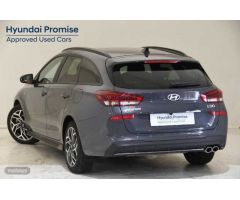 Hyundai i30 1.0 TGDI N Line 100 de 2024 con 10.038 Km por 22.990 EUR. en Ourense