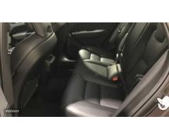 Volvo XC 60 XC60 Core, B4 Semihibrido, Diesel de 2023 con 22.300 Km por 43.900 EUR. en Cantabria
