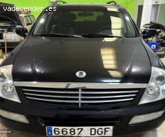 Ssangyong Rexton 270 de 2005 con 235.000 Km por 4.999 EUR. en Albacete