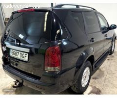 Ssangyong Rexton 270 de 2005 con 235.000 Km por 4.999 EUR. en Albacete