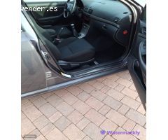 Toyota Avensis 2.0 Sol 126CV de 2008 con 291.000 Km por 3.900 EUR. en Jaen