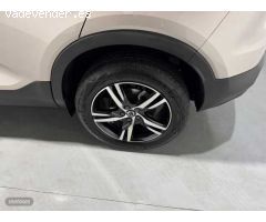 Volvo XC40 Plus, B3 mild hybrid, Gasolina, Dark de 2023 con 29.853 Km por 36.900 EUR. en Badajoz
