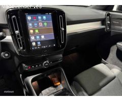 Volvo XC40 Plus, B3 mild hybrid, Gasolina, Dark de 2023 con 29.853 Km por 36.900 EUR. en Badajoz