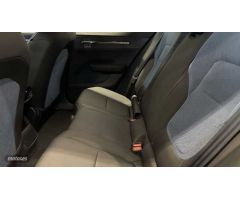 Volvo EX30 EX30 Plus, Single Motor Extended Range, Electrico de 2024 con 7.432 Km por 34.990 EUR. en