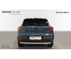 Volvo XC40 XC40 MODEL CORE de 2024 con 10 Km por 36.900 EUR. en Cantabria