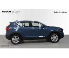 Volvo XC40 XC40 MODEL CORE de 2024 con 10 Km por 36.900 EUR. en Cantabria