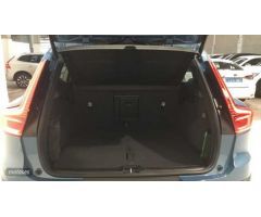 Volvo XC40 XC40 MODEL CORE de 2024 con 10 Km por 36.900 EUR. en Cantabria
