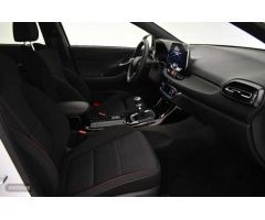 Hyundai i30 1.0 TGDI N Line 100 de 2024 con 14.030 Km por 22.990 EUR. en Ourense