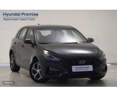 Hyundai i30 1.0 TGDI Klass LR 48V 120 de 2024 con 14.082 Km por 20.990 EUR. en Ourense