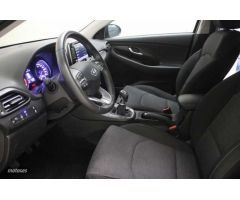 Hyundai i30 1.0 TGDI Klass LR 48V 120 de 2024 con 14.082 Km por 20.990 EUR. en Ourense