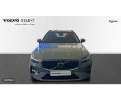 Volvo XC 60 2.0 B4 D CORE AUTO 197 5P de 2023 con 13.381 Km por 43.500 EUR. en Malaga