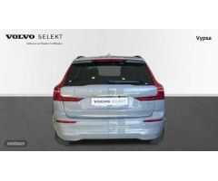Volvo XC 60 2.0 B4 D CORE AUTO 197 5P de 2023 con 13.381 Km por 43.500 EUR. en Malaga
