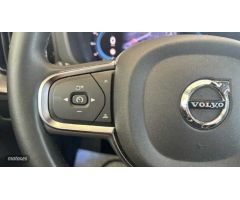 Volvo XC 60 2.0 B4 D CORE AUTO 197 5P de 2023 con 13.381 Km por 43.500 EUR. en Malaga