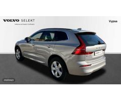 Volvo XC 60 2.0 B4 D CORE AUTO 197 5P de 2023 con 16.912 Km por 43.500 EUR. en Malaga