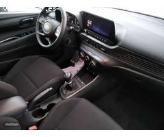 Hyundai Bayon 1.0 TGDI 48V Maxx de 2024 con 7.650 Km por 21.500 EUR. en Segovia