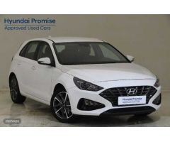 Hyundai i30 1.5 DPI Klass SLX 110 de 2024 con 6.195 Km por 18.700 EUR. en Zaragoza