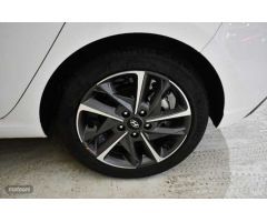 Hyundai i30 1.5 DPI Klass SLX 110 de 2024 con 6.195 Km por 18.700 EUR. en Zaragoza