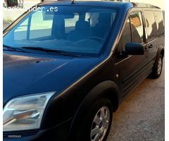Ford Tourneo Connect 1.8 CDi Trend de 2010 con 280.000 Km por 4.999 EUR. en Albacete