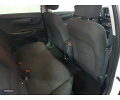 Hyundai Bayon 1.0 TGDI 48V Tecno de 2023 con 14.511 Km por 20.700 EUR. en Granada