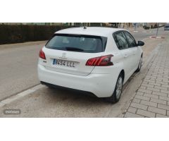 Peugeot 308 5P Allure BlueHDi 130 S&S EAT8 de 2021 con 140.000 Km por 12.200 EUR. en Albacete