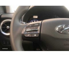 Hyundai Kona 1.0 TGDI Klass 4x2 de 2022 con 25.500 Km por 18.300 EUR. en Huelva