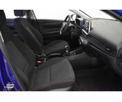 Hyundai i20 1.0 TGDI Klass 100 de 2023 con 5.184 Km por 18.800 EUR. en Toledo