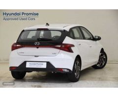 Hyundai i20 1.0 TGDI Klass 100 de 2023 con 5.180 Km por 18.800 EUR. en Toledo