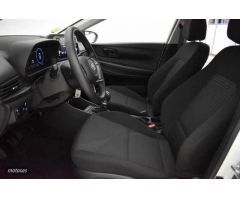 Hyundai i20 1.0 TGDI Klass 100 de 2023 con 5.180 Km por 18.800 EUR. en Toledo