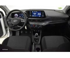 Hyundai i20 1.0 TGDI Klass 100 de 2023 con 5.180 Km por 18.800 EUR. en Toledo