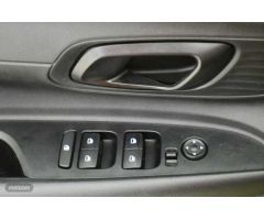 Hyundai i20 1.2 MPI Essence de 2024 con 7.043 Km por 18.400 EUR. en Baleares
