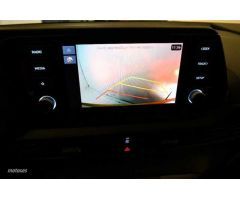 Hyundai i20 1.2 MPI Essence de 2024 con 10.404 Km por 18.200 EUR. en Baleares