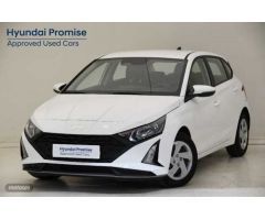 Hyundai i20 1.2 MPI Essence de 2024 con 11.136 Km por 18.200 EUR. en Baleares