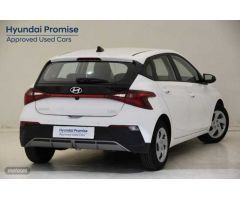 Hyundai i20 1.2 MPI Essence de 2024 con 11.136 Km por 18.200 EUR. en Baleares