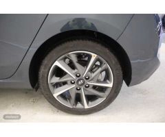 Hyundai i30 1.5 DPI Klass SLX 110 de 2024 con 8.605 Km por 20.900 EUR. en Baleares