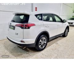 Toyota RAV 4 ADVANCE 4x4 hybrido de 2017 con 158.000 Km por 19.350 EUR. en Sevilla
