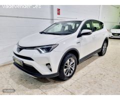Toyota RAV 4 ADVANCE 4x4 hybrido de 2017 con 158.000 Km por 19.350 EUR. en Sevilla