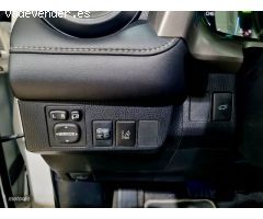 Toyota RAV 4 ADVANCE 4x4 hybrido de 2017 con 158.000 Km por 19.350 EUR. en Sevilla