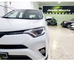 Toyota RAV 4 ADVANCE 4x4 hybrido de 2017 con 158.000 Km por 19.350 EUR. en Sevilla