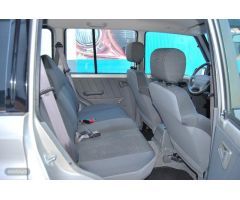 Santana 350 1.6 hdi de 2007 con 45.000 Km por 7.995 EUR. en Sevilla