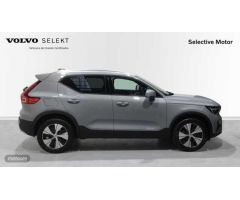Volvo XC40 XC40 MODEL CORE de 2024 con 1 Km por 36.900 EUR. en Cantabria