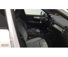 Volvo XC40 XC40 MODEL CORE de 2025 con 1 Km por 38.900 EUR. en Cantabria