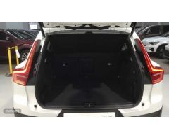Volvo XC40 XC40 MODEL CORE de 2025 con 1 Km por 38.900 EUR. en Cantabria