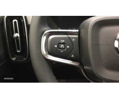 Volvo XC40 XC40 MODEL CORE de 2025 con 1 Km por 38.900 EUR. en Cantabria