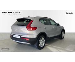 Volvo XC40 2.0 B3 CORE AUTO 163 5P de 2024 con 16.932 Km por 33.900 EUR. en Cadiz