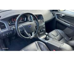 Volvo XC 60 2.0 D3 MOMENTUM 150 5P de 2016 con 88.578 Km por 20.900 EUR. en Cordoba