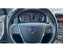 Volvo XC 60 2.0 D3 MOMENTUM 150 5P de 2016 con 88.578 Km por 20.900 EUR. en Cordoba