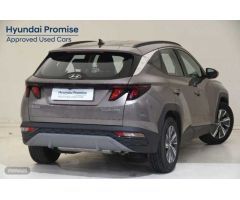 Hyundai Tucson 1.6 TGDI Maxx 4x2 de 2024 con 22.542 Km por 26.500 EUR. en Granada