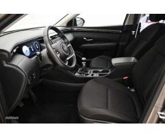 Hyundai Tucson 1.6 TGDI Maxx 4x2 de 2024 con 22.542 Km por 26.500 EUR. en Granada