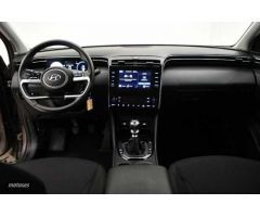 Hyundai Tucson 1.6 TGDI Maxx 4x2 de 2024 con 22.542 Km por 26.500 EUR. en Granada